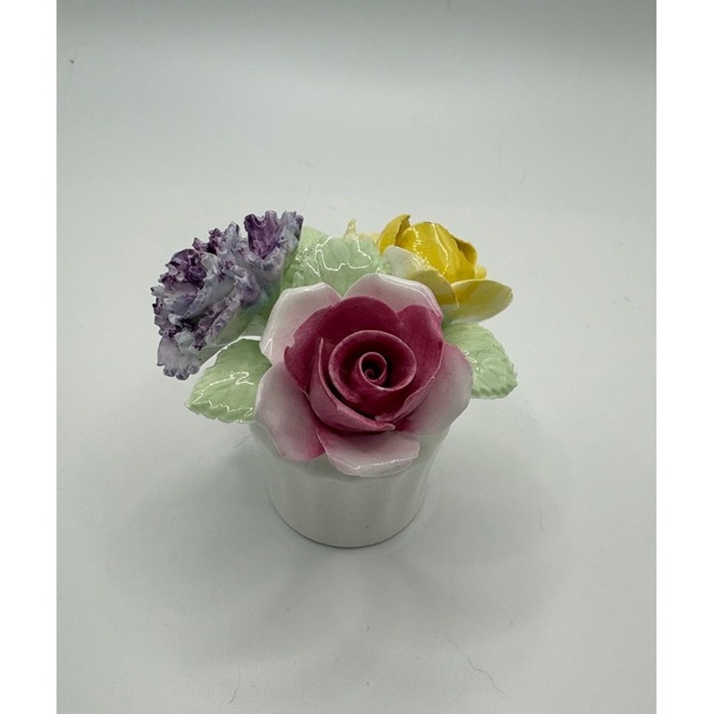 Vintage Porcelain Flower Bouquet Eberling and Reuss England Hand Painted - Picture 2 of 7